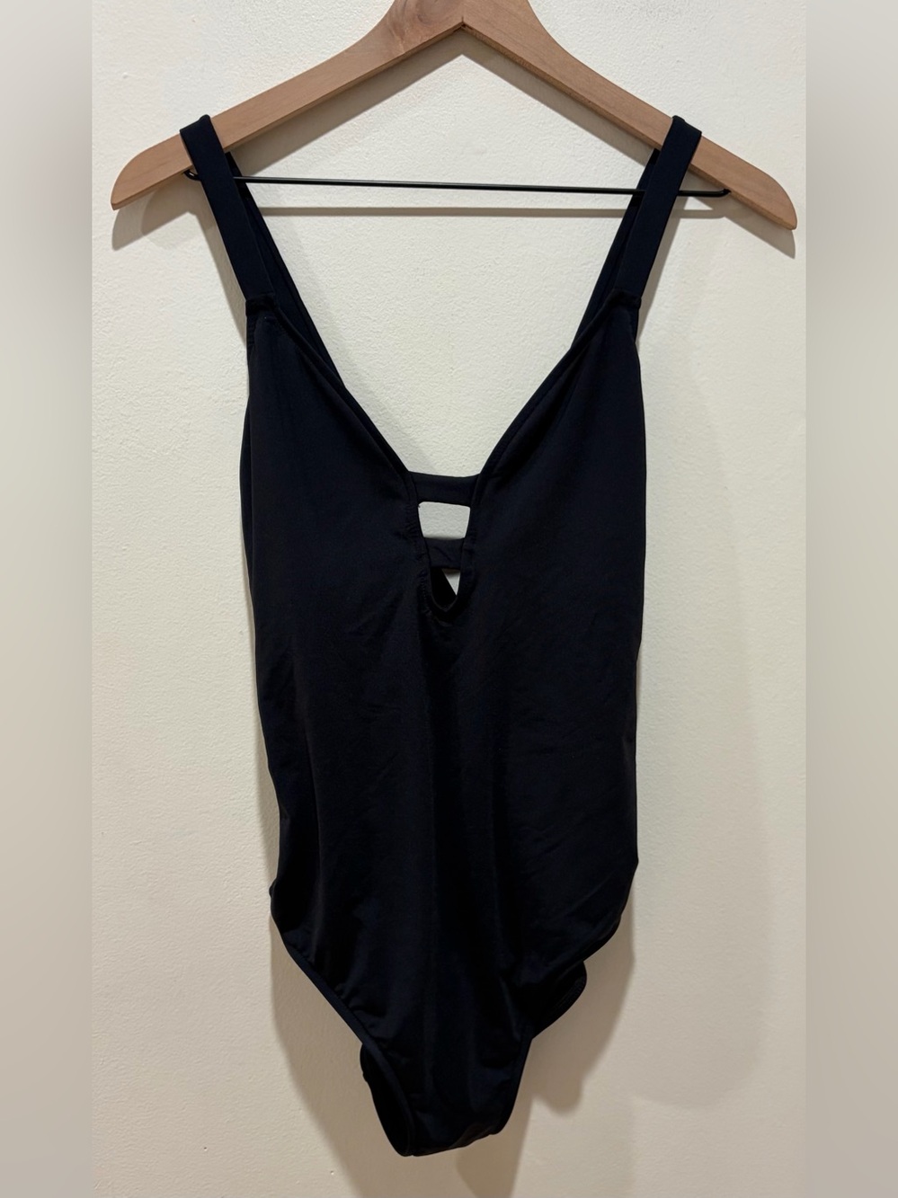 Seafolly Australia Active Deep V Maillot Black One Piece Swimsuit - Women’s 16
